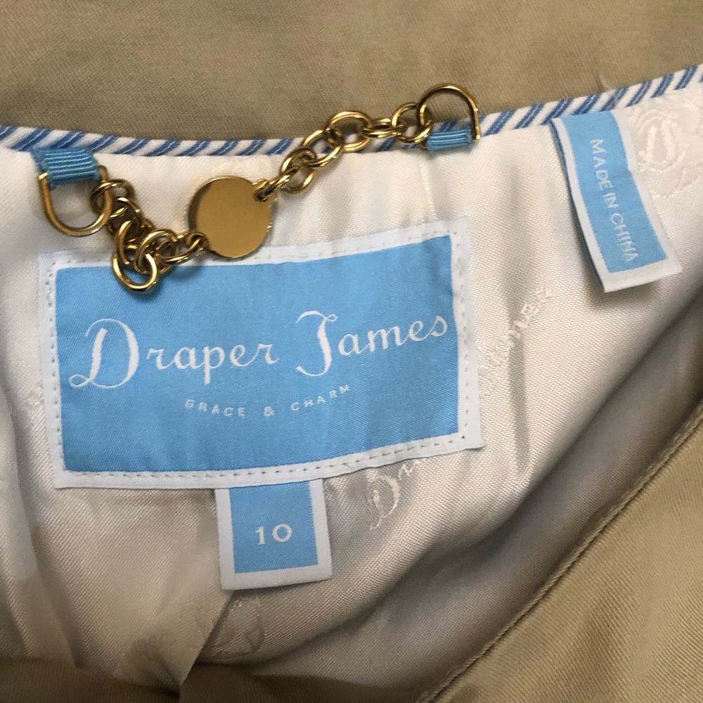 Draper James Scalloped Waist Gold Button Neutral Crew Neck Beige Trench Coat 10 - Picture 2 of 13